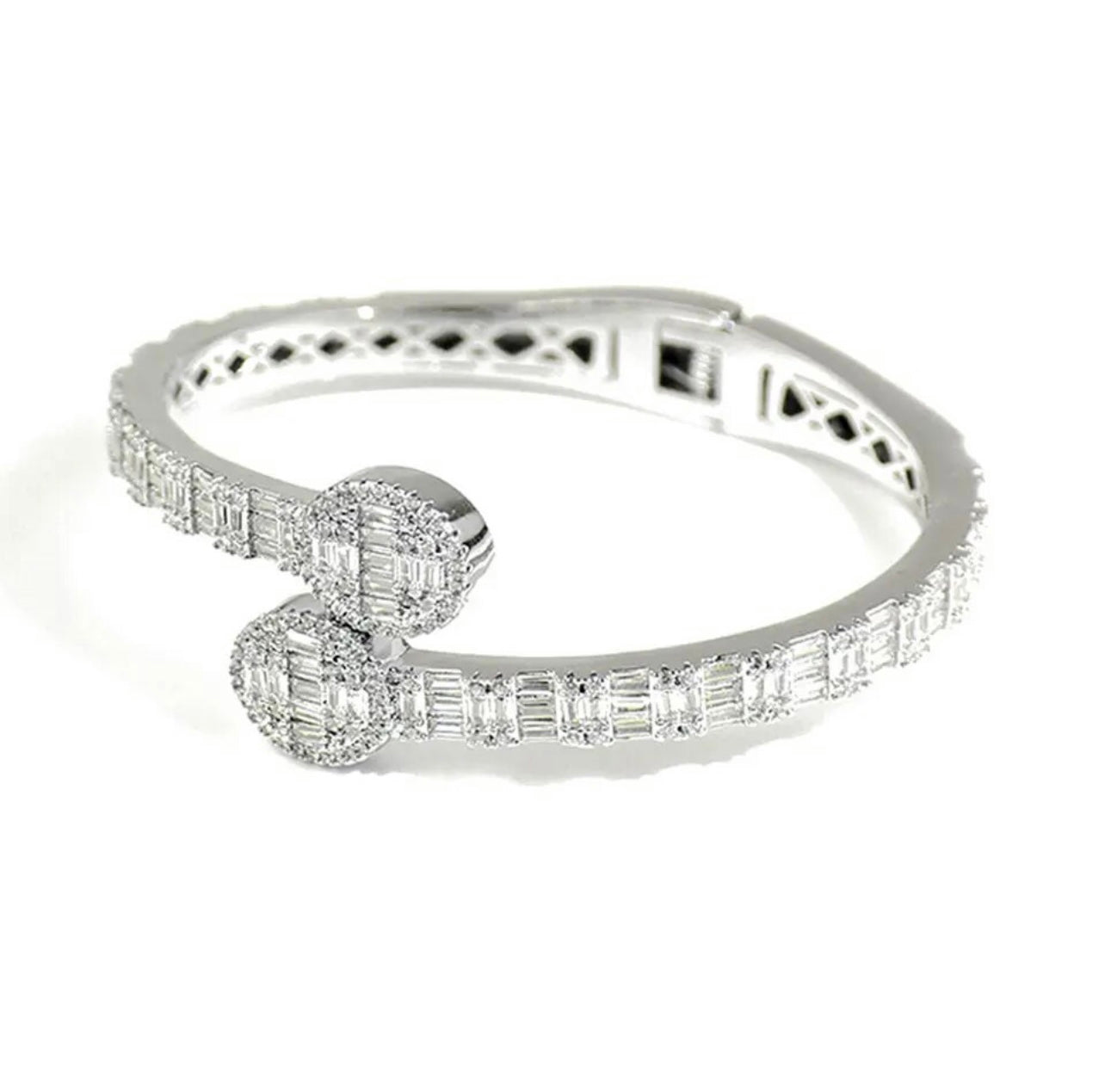 ICY OVAL BANGLE