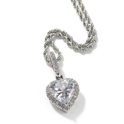 LOVE HEART NECKLACE - officialdripdoll