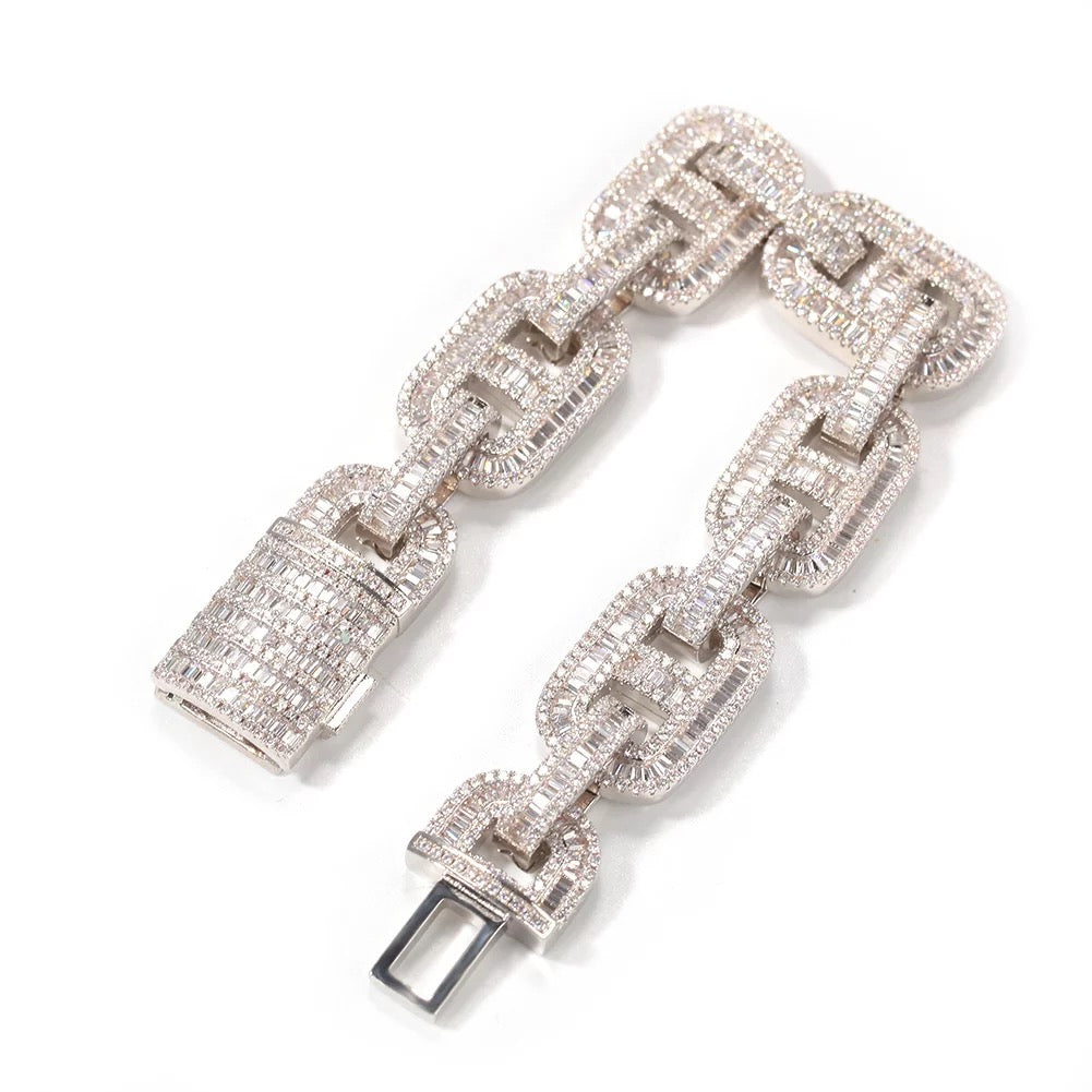 MIAMI CUBAN LINK BAGUETTE BRACELET - officialdripdoll