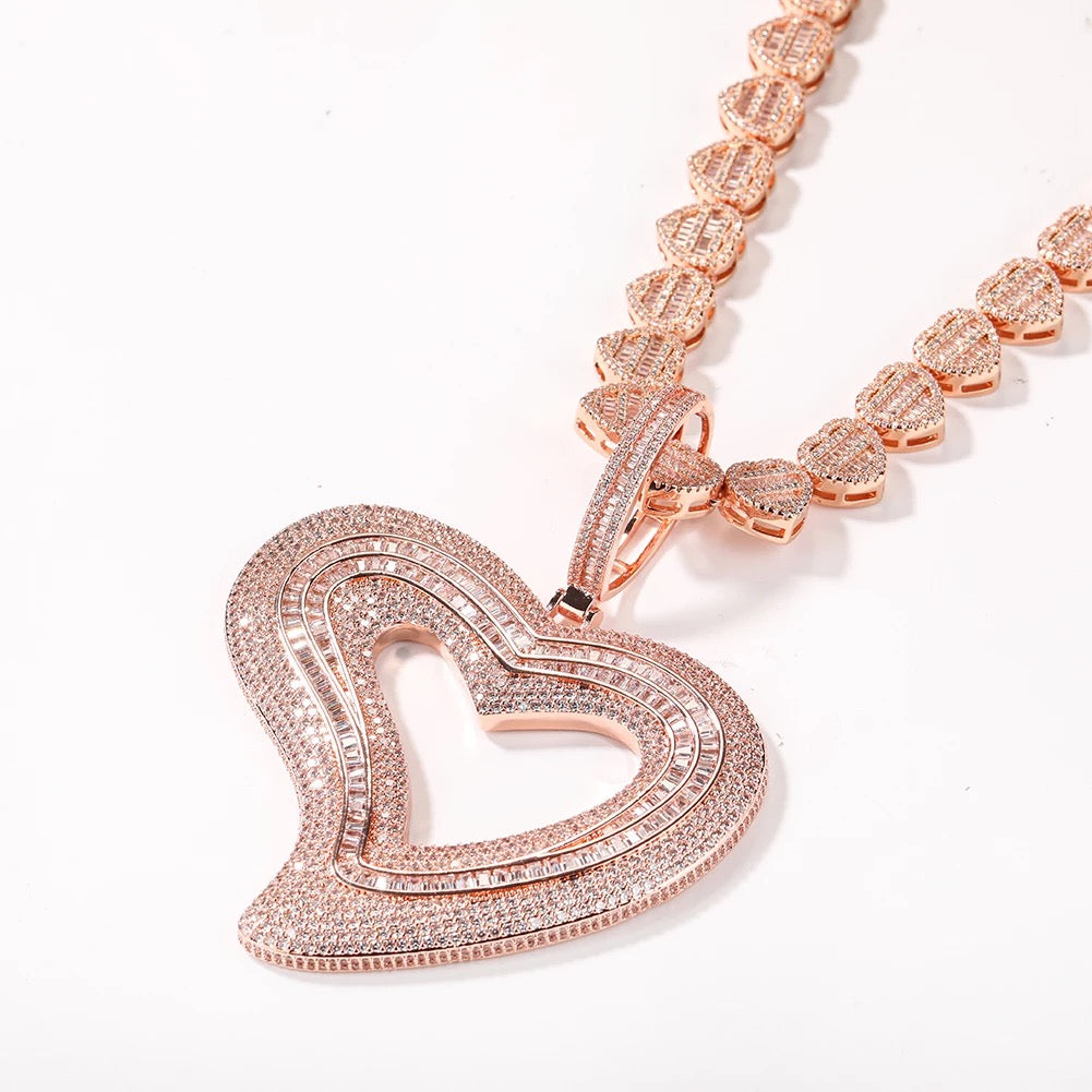 BIG HEART CHAIN